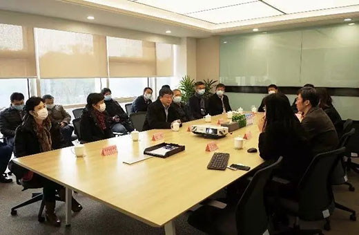 上海市副市长陈群一行莅临上海米乐m6易游集团视察调研